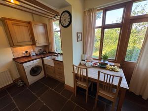 Photo 9- click for photo gallery